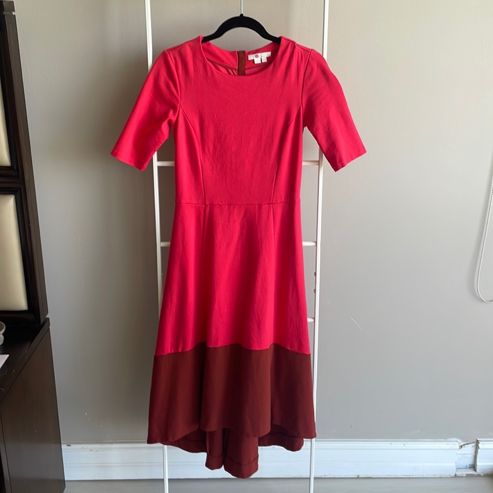BODEN FIT AND FLARE  DRESS SIZE 4